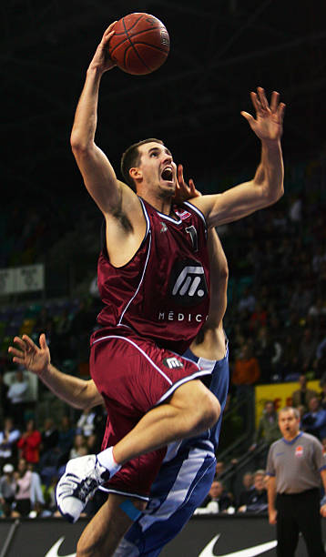 斯诺克红包赛2天后开杆!中国军团创2大纪录,揭.