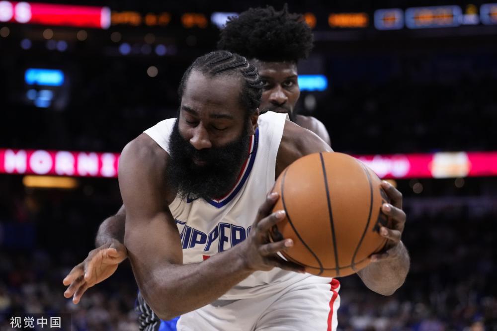 这种对比不 这种对比不