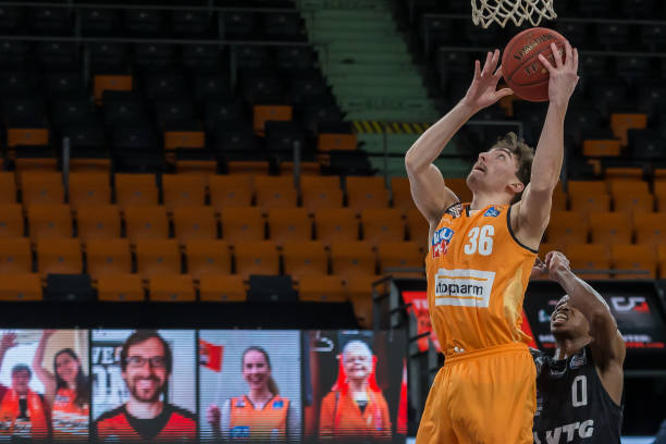 推迟或放弃 推迟或放弃